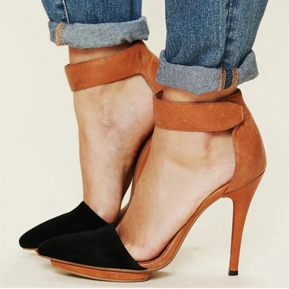 Free People Shoes - Jeffrey Campbell x Free People Black and Tan Solitare Heels Size 8